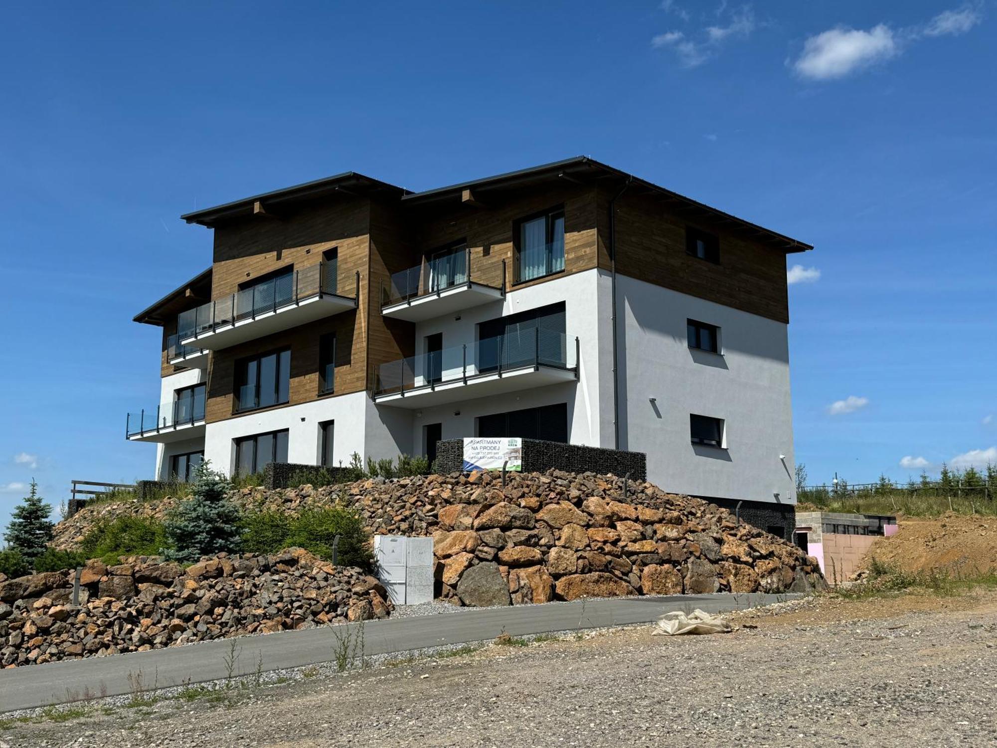 Apartmany Horizont Loučná pod Klínovcem Kültér fotó